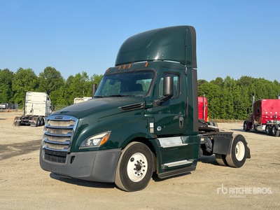 2019 Freightliner Cascadia 126 4x2 S/A Day Cab Truck Tractor