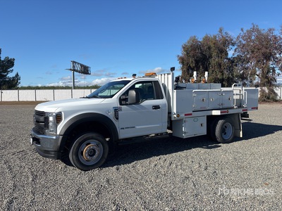 2019 Ford F-550 4x4 Fuel and Lube Truck