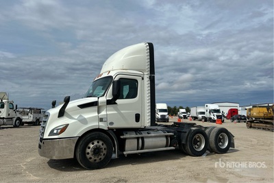 2019 Freightliner Cascadia 116 6x4 Ciągnik siodłowy T/A z kabiną dzienną