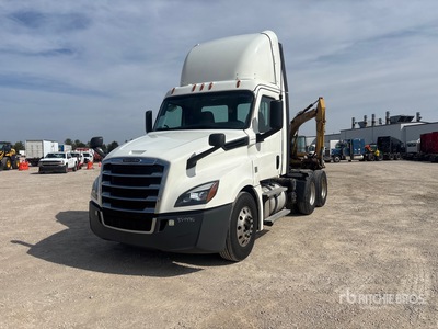 2020 Freightliner Cascadia 126 6x4 Ciągnik siodłowy T/A z kabiną dzienną