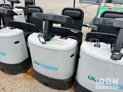 UniCarriers TGX20B Tow Tractor