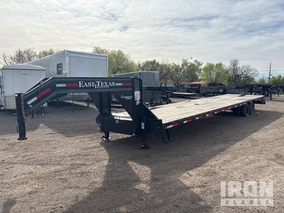 2023 East Texas 40 ft T/A Gooseneck Flatbed Trailer