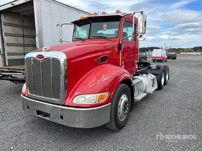 2014 Peterbilt 384 6x4 Cabeza Tractora Cabina Corta (Inoperable)