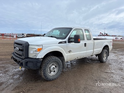 2011 Ford F-350 XL 4x4 Extended Cab Pickup