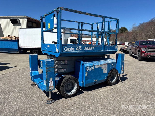 2005 Genie GS-3268RT 4x4 Dual Fuel Scissor Lift