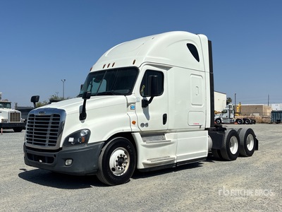 2019 Freightliner Cascadia 125 6x4 Ciągnik siodłowy T/A z kabiną sypialną