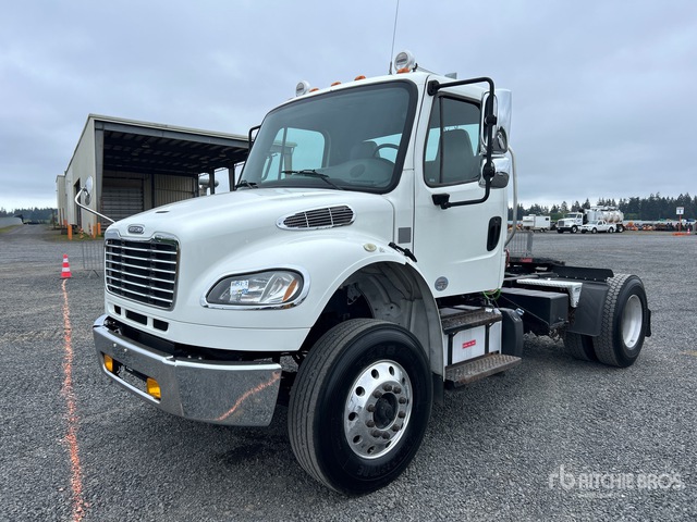 2016 Freightliner M2 106 4x2 S/A Day Cab Truck Tractor