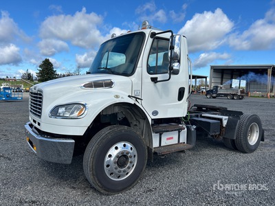 2016 Freightliner M2 4x2 S/A Day Cab Truck Tractor