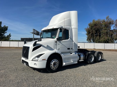 2020 Volvo VNR64300 6x4 Day Cab Prime Mover