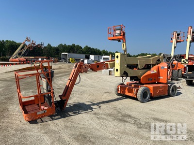 2010 JLG E400AJPN 2WD Electric Articulating Boom Lift