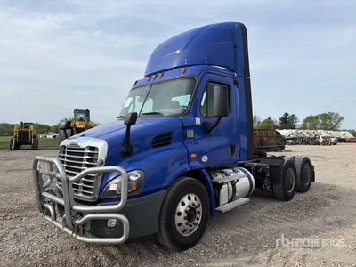 2020 Freightliner Cascadia 113 6x4 Ciągnik siodłowy T/A z kabiną dzienną
