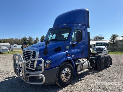 2020 Freightliner Cascadia 113 6x4 T/A Day Cab Truck Tractor