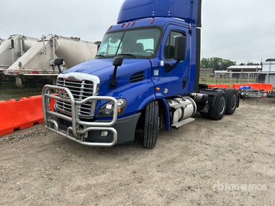2020 Freightliner Cascadia 113 Ciągnik siodłowy T/A z kabiną dzienną