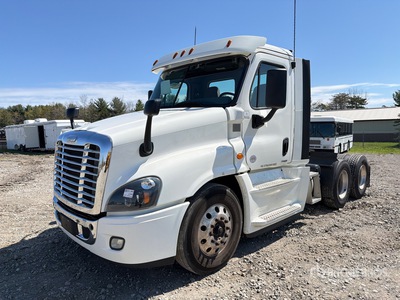 2019 Freightliner Cascadia 125 T/A Day Cab Truck Tractor