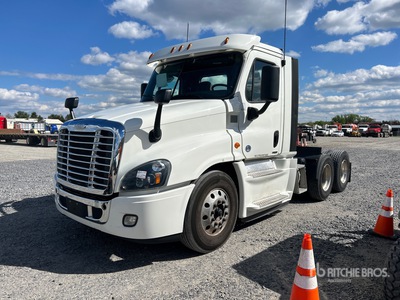 2019 Freightliner Cascadia 125 Day Cab Truck Tractor
