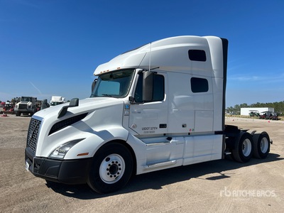 2022 Volvo VNL760 6x4 T/A Sleeper Truck Tractor
