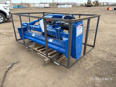 2026 Top Cat SSSCR72 72 in Skid Steer Power Rake (Unused)