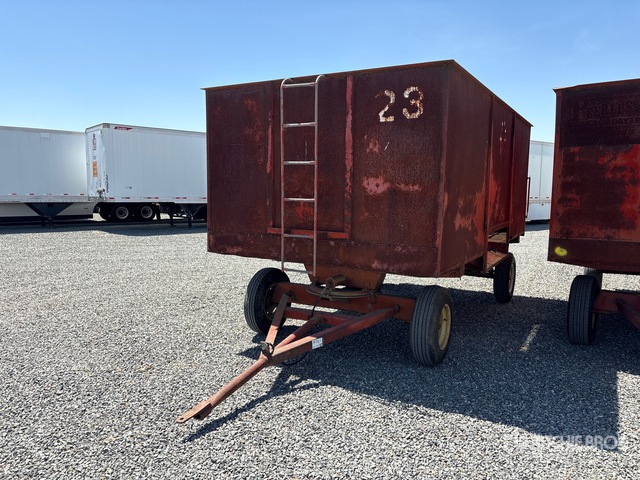 14 ft x 7 ft 8 in Nut Trailer