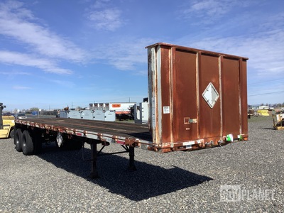 1990 Miller P2352 Flatbed Trailer