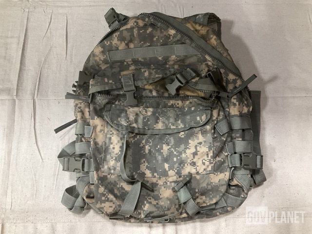 (70) Assault Packs