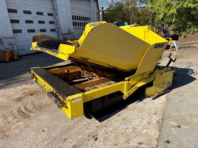 1995 Mauldin 690E Track Asphalt Paver