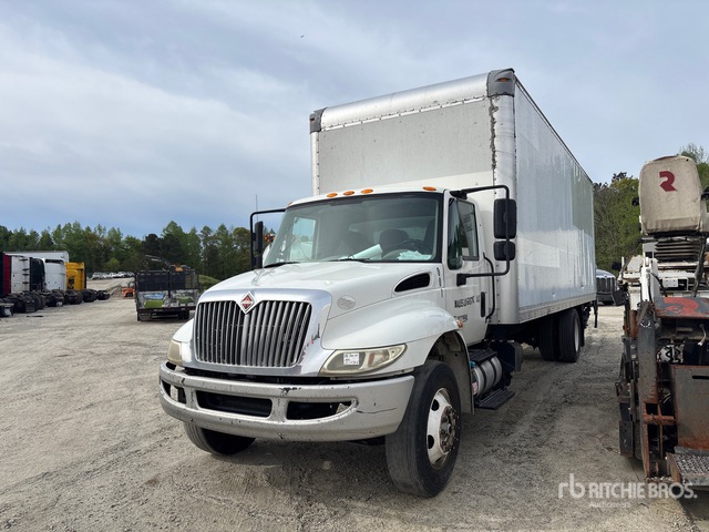 2016 International 4300 Van Truck