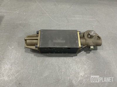 85570-05-24 Manifold Valve Assembly
