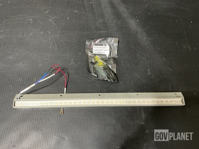 General Dynamics 1010407-1 Task Light