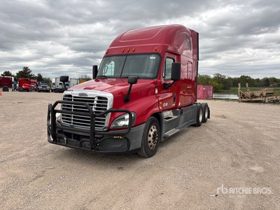 2016 Freightliner Cascadia 125 6x4 Sleeper Truck Tractor