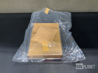 Raytheon 555644-100 Voltage Regulator