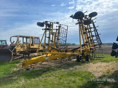 Ezee-On 5300 40 ft Cultivator