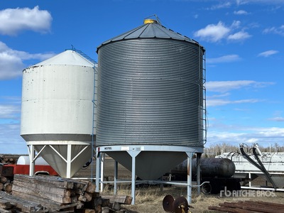 Westeel +/- 2100 bu 5 Ring Hopper Grain Bin