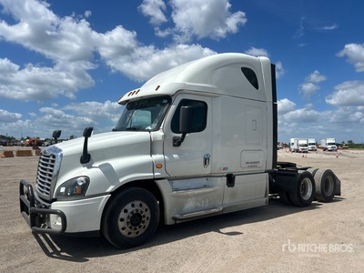2017 Freightliner Cascadia 125 6x4 T/A Sleeper Truck Tractor