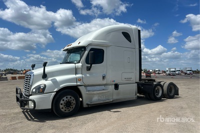 2017 Freightliner Cascadia 125 6x4 T/A Sleeper Truck Tractor