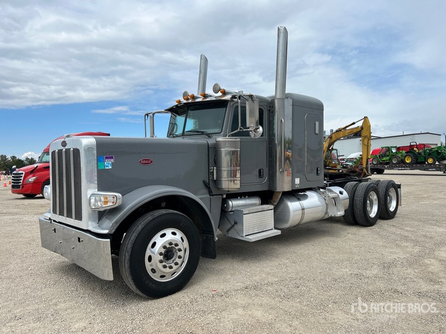 2022 Peterbilt 389 6x4 T/A Sleeper Truck Tractor