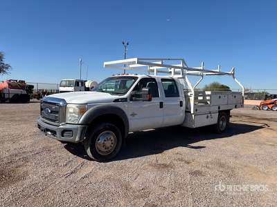 2015 Ford F-450 XL 4x2 Crew Cab Flatbed Truck