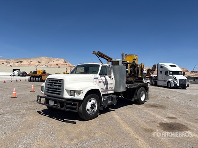 1996 Ford F800 4x2 Drill Truck