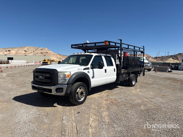 2015 Ford F-550 XL 4x2 Utility Truck