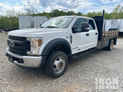 2018 Ford F-550 XL Super Duty 4x4 Crew Cab Flatbed Truck