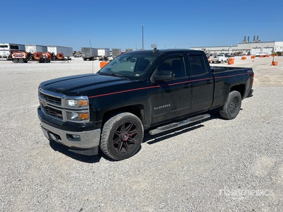 2015 Chevrolet Silverado 1500 4x4 Extended Cab Pickup