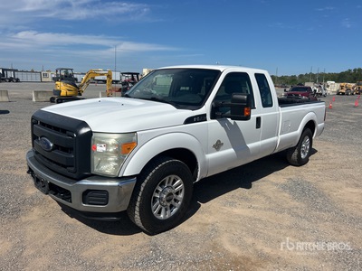 2015 Ford F-250 XL 4x2 Extended Cab Pickup
