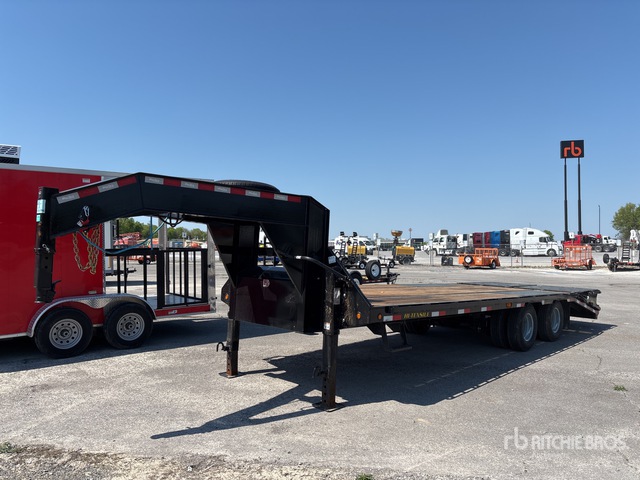 2026 Big Tex 22GN-25D5A-MRBK 25 ft T/A Gooseneck Equipment Trailer