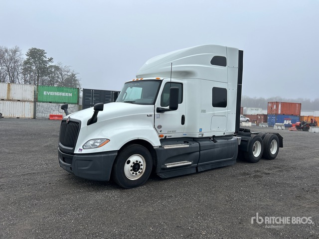 2023 International LT625 6x4 T/A Sleeper Truck Tractor