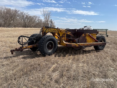 Richardson 2 Tire Hydraulic Pull Scraper