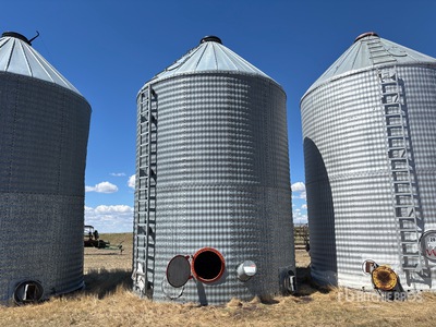 Behlen +/- 3000 bu Grain Bin