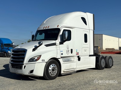 2018 Freightliner Cascadia 126 6x4 T/A Sleeper Truck Tractor
