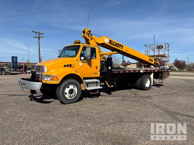 2003 Elliot EXH-3-70-H 70 ft on 2003 Sterling Acterra 4x2 Bucket Truck