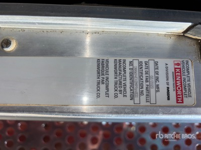 2021 Kenworth W900B 8x6 Tri/A Camión dumper