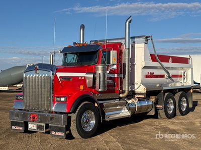 2021 Kenworth W900B 6x4 Camion à benne tandem
