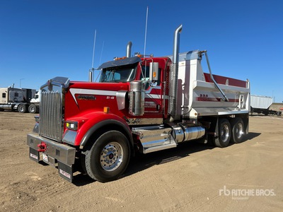 2021 Kenworth W900B 6x4 Autocarro ribaltabile 2 assi